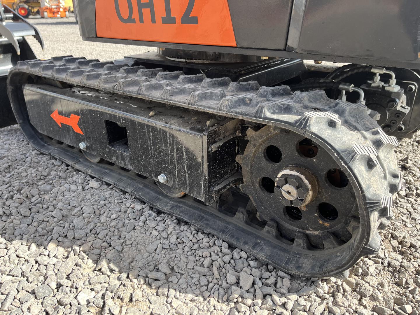 ./imagenes/INVOICE/2019/17382/MINIEXCAVADORA AGROTK QH12 (7).JPG